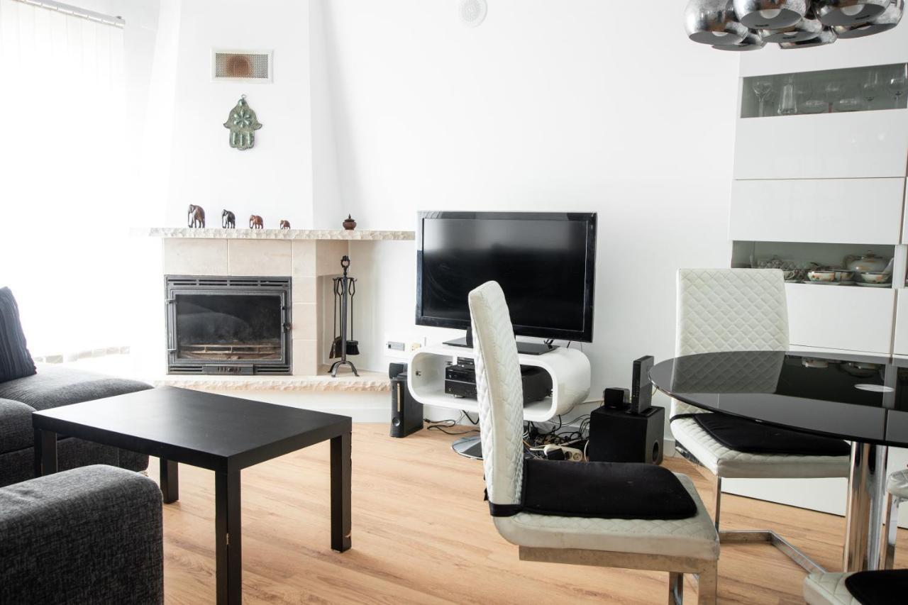 Villa 6Pax Baby Friendly Near Dino Park&Beaches Sao Bartolomeu dos Galegos e Moledo Exterior photo